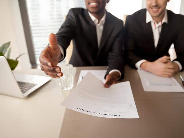 Quando é hora de ouvir propostas de emprego? 1 propostaemprego