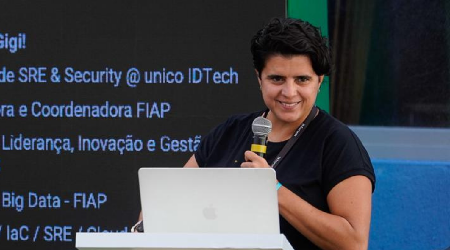 Gabriela Dias, professora da FIAP