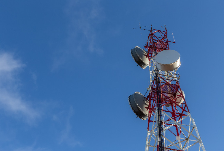 antena telecomunicações torre