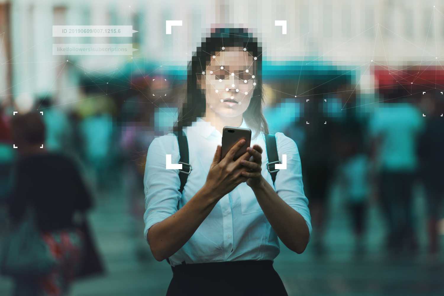 privacidade, mulher, smartphone, dados, reconhecimento facial