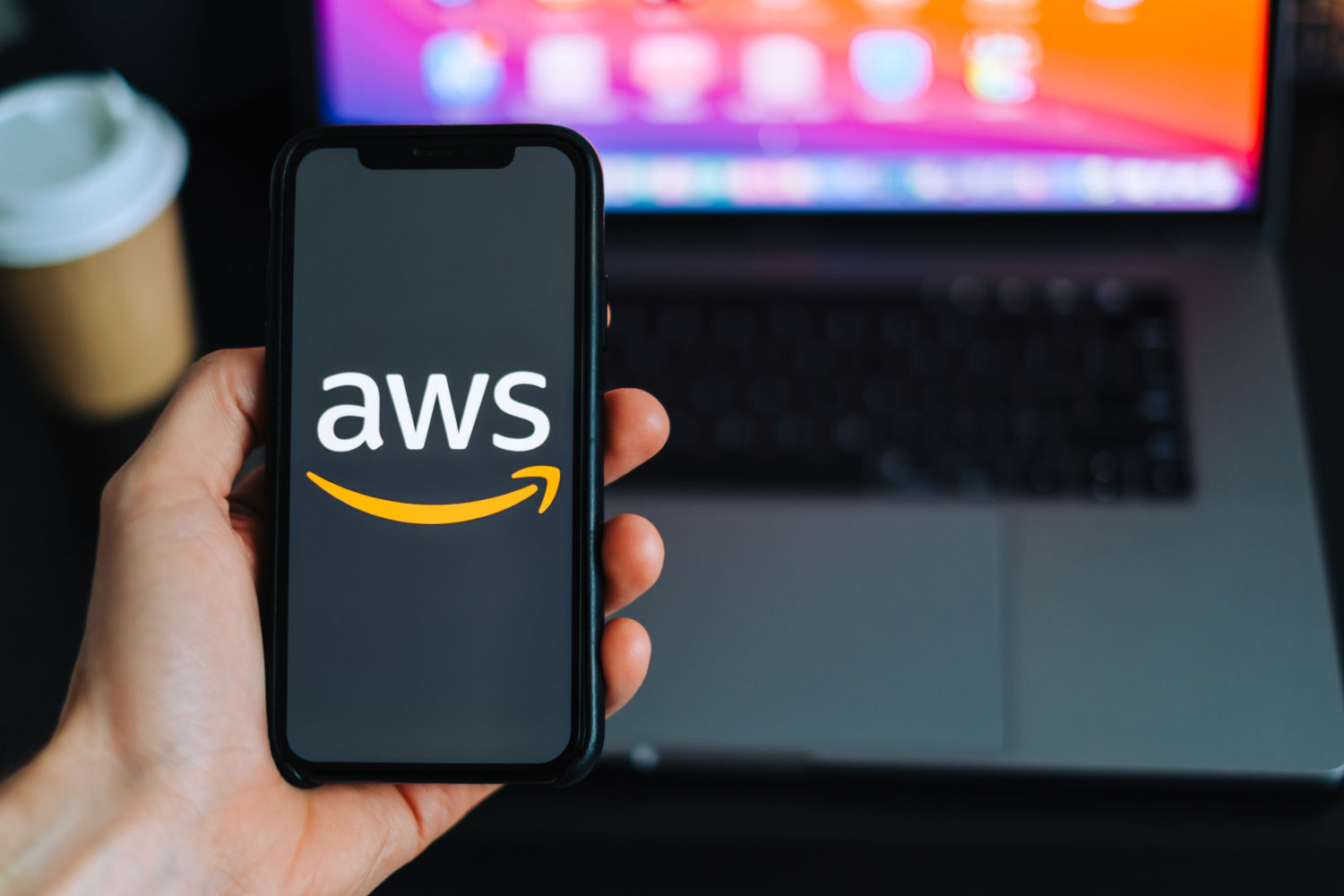 AWS, IA generativa, freshworks