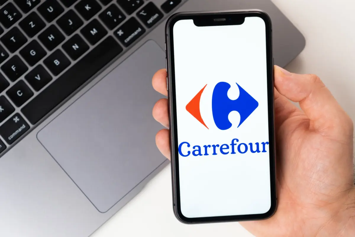 Invasão conta Carrefour