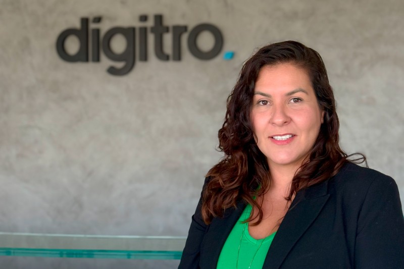 Gabriela Ayres Martins Gerente de Suporte Comercial Dígitro Tecnologia 2