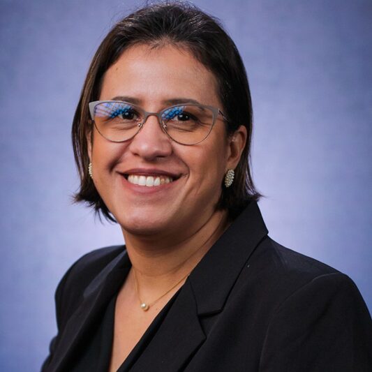 Inovação sem estratégia não se sustenta — nem com fomento 1 Daniela de Sa Jacobina Pires Inovação sem estratégia não se sustenta — nem com fomento