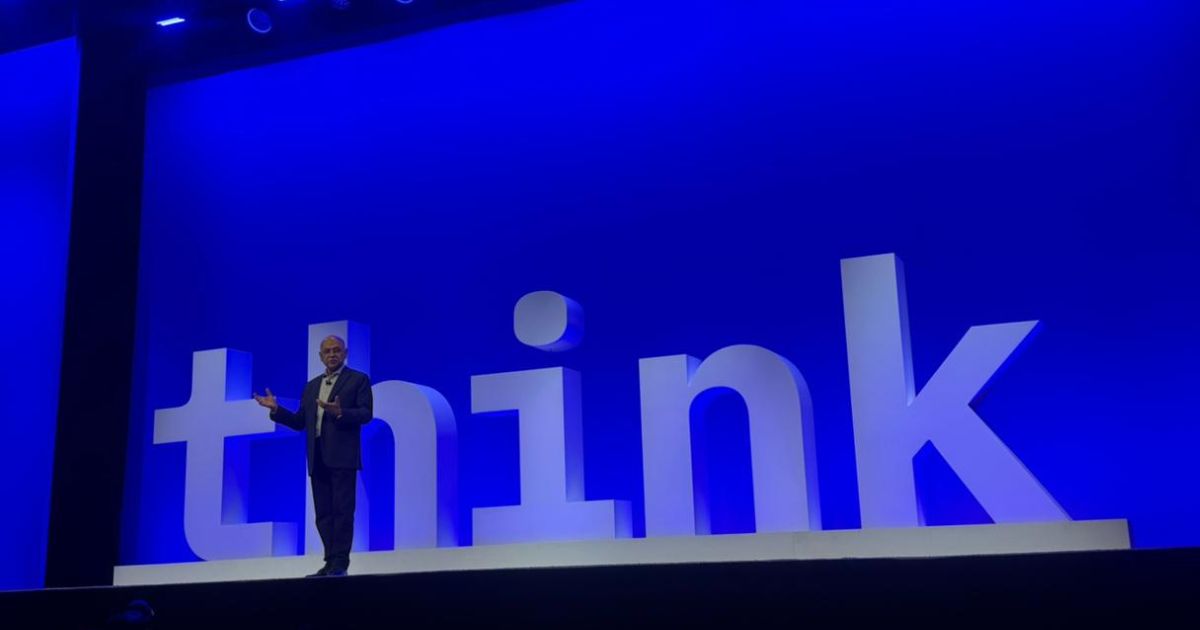 Arvind Krishna, CEO da IBM, no IBM Think 2026. Foto: Déborah Oliveira